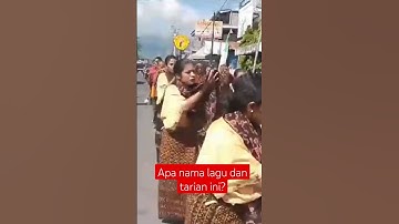 Menari dengan musik suling khas Ende