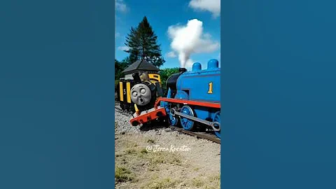 Dua kereta mengalami tragedy #shorts #train