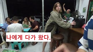 필리핀 두마게티의 수요일 밤 이곳에 모이는 이유