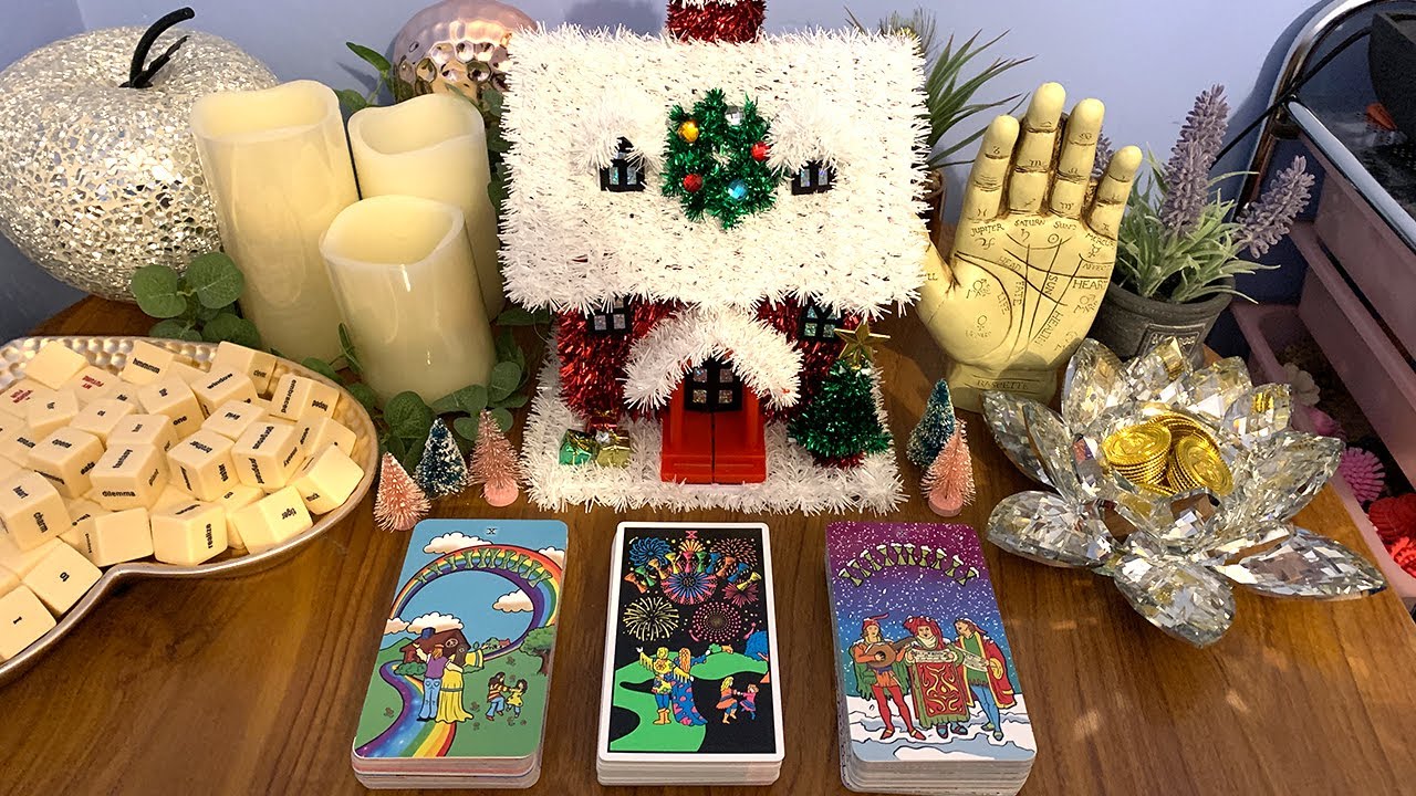 ❄️🔮  JANUARY 2021 PREDICTIONS🔮💙  (Pick A Card) ✨ Love, Career, Life Charms Tarot Card Asmr Reading