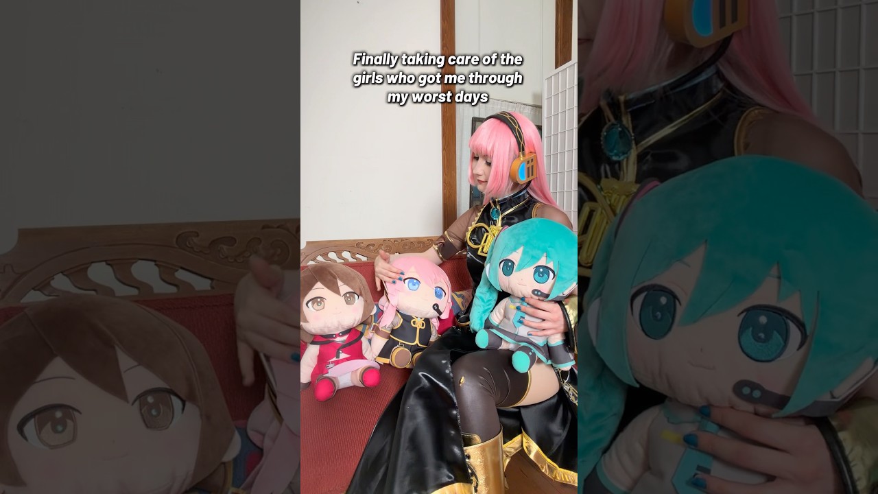 I was the same age as Miku when I first discovered her 🥹 #megurineluka #megurinelukacosplay #miku
