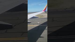 Daytrip: Landing in Oakland from Las Vegas on a Southwest Boeing 737-800