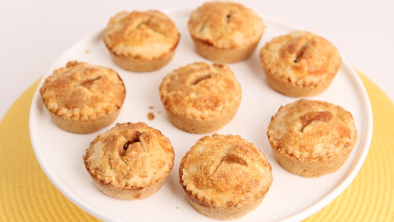 Muffin Pan Mini Apple Pies. - Knead to Cook