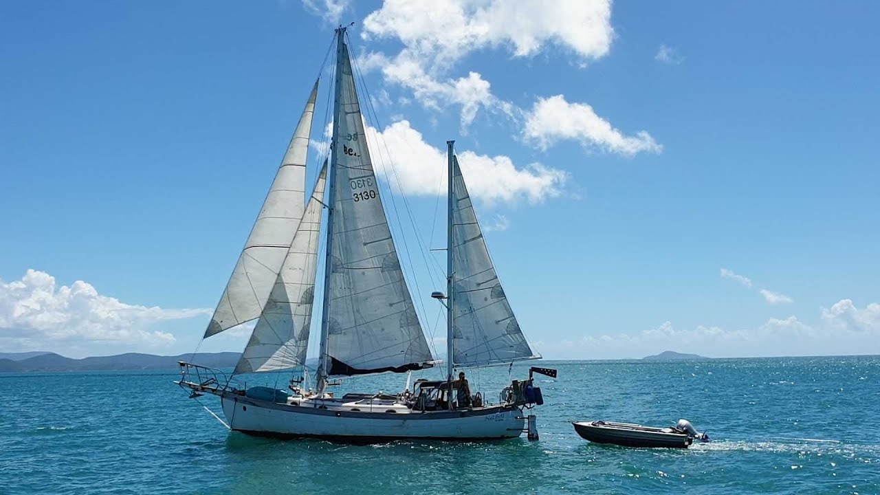 Ep 198 | Exploring the Natural Beauty of Hook Island, Whitsundays, Sailing Nutshell