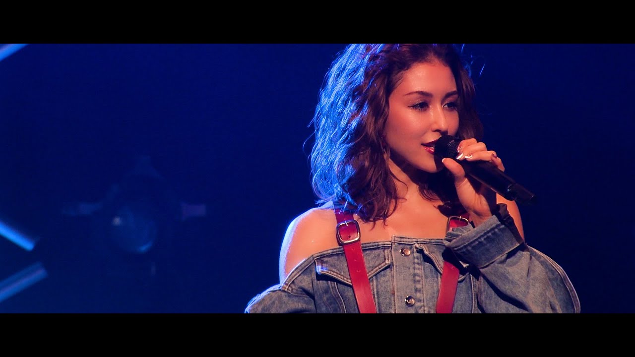 LAST SONG / BENI Premium Live 2016 in Shinagawa - YouTube