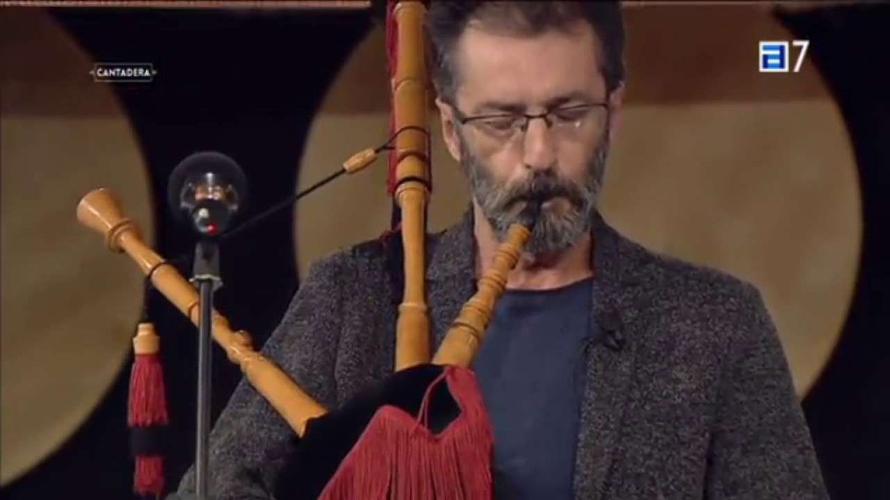 Xuacu Amieva y Dobra ''Muñeira de Sianca''