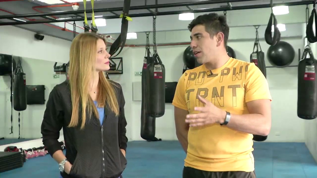 Moda con la actriz colombiana Angelica Blandon, ejercicios para la cola, Diseñadora Viviana Rivera camera iphone 8 plus apk