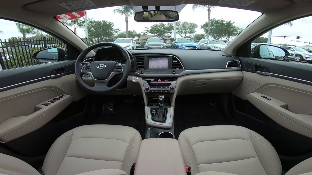 2018 Hyundai Elantra Value Interior