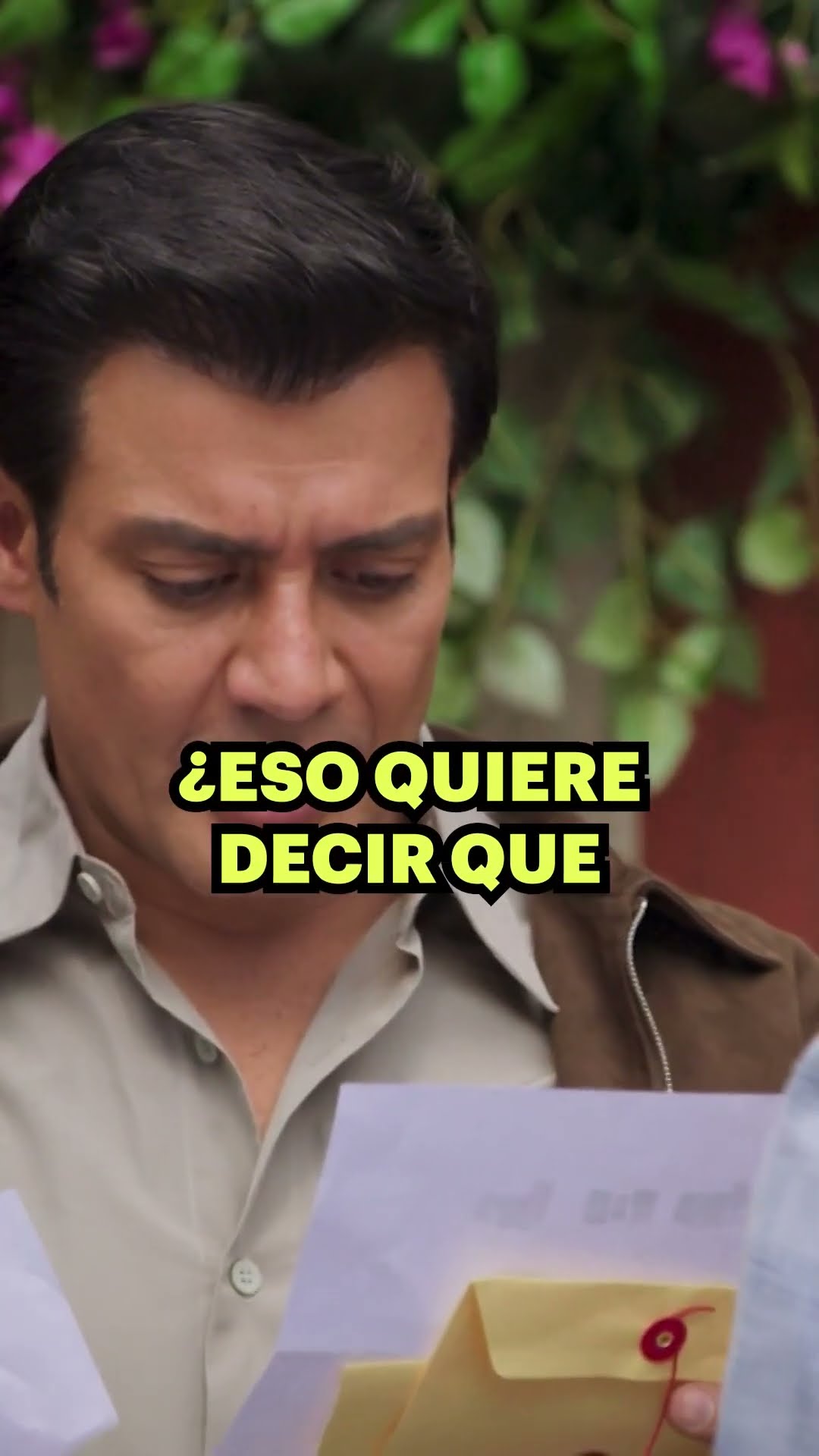 Quieren hacerte daño Tomás ? #amoramargo #lasestrellas #telenovelas #youtubeshorts #shorts