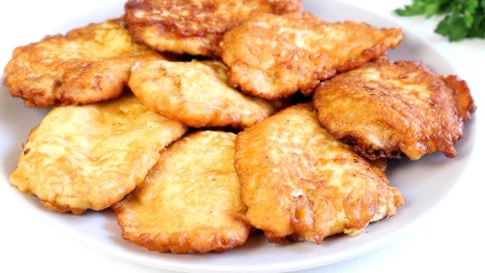 Ұйықтап жатқан үндістандық әйелді жаттықтырған сағат Өте үлкен бөкселер мен сиськи