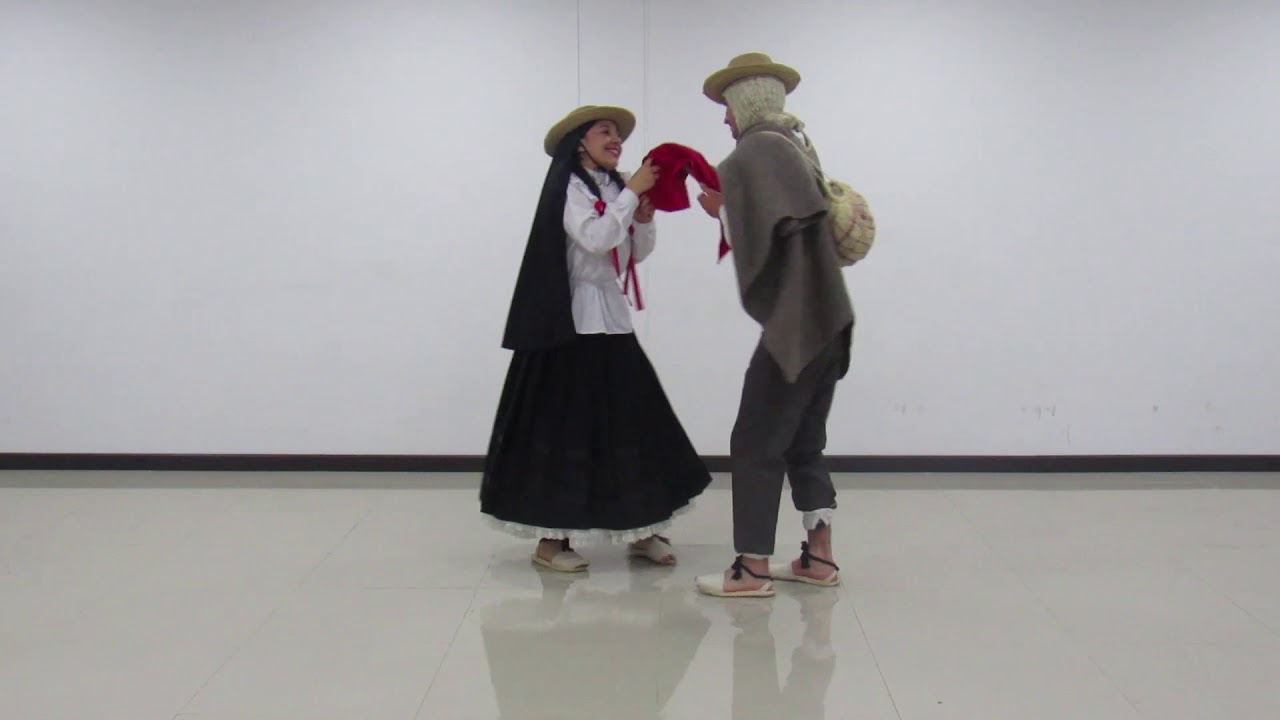 PAREJA GANADORA DEL 25 FESTIVAL NACIONAL DE LA GUABINA CHIQUINQUIREÑA Y