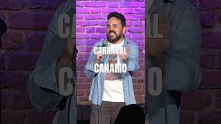 Haciendo amigos en Las Palmas. El año que viene voy a mi carnaval favorito #monologo