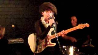 Lianne La Havas singing Final Form Everything Everything Cover