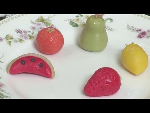 How To Form Marzipan Fruits