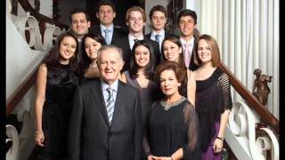 Luis Carlos Sarmiento Biography | Luis Carlos Sarmiento Life Achievements & Timeline