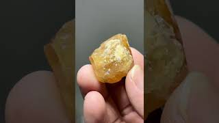 Video preview: Orange Scheelite with Calcite — Xuebaoding, Sichuan, China