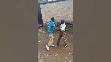 African drunk fighting 😂😂😂😂