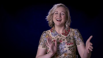 Mary Queen of Scots - Itw Josie Rourke (official video)