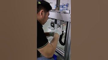 Conveyor lifters for safe and effortless vertical movement #palletconveyor #machine #linkconveyors