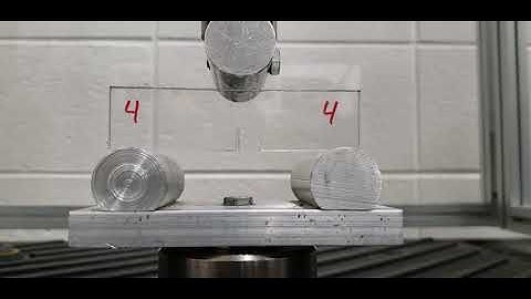 Crack propagation test