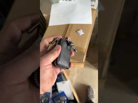 Ключница автомобильная для ключей с логотипом  Lada, видео 1