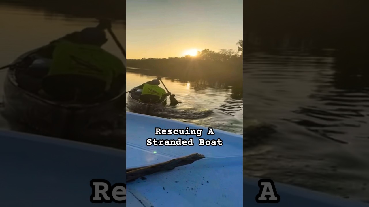 Rescued A Broke Down Boat with my Canoe! 🛶 