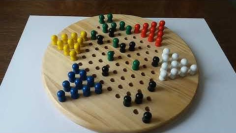 Chinese checkers game  -  game  