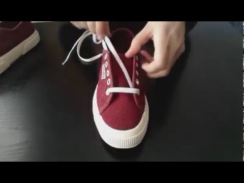 Video: Spor Ayakkabı ile Kot Nasıl Giyilir: 14 Adım (Resimli)