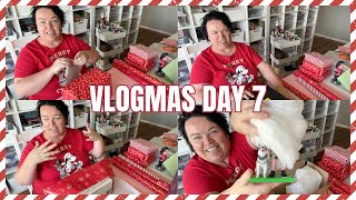 VLOGMAS 2023 | DAY 7 | CHATTY WRAPPING PRESENTS WITH ME | ANSWERING MORE QUESTIONS