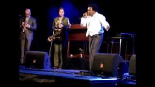 Lee Fields @ EDP Cool Jazz  . You're The Kind Of Girl