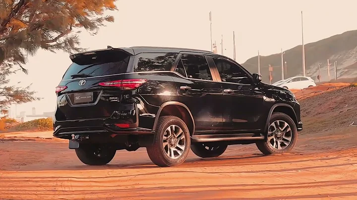 TOYOTA SW4 PLATINUM 2024