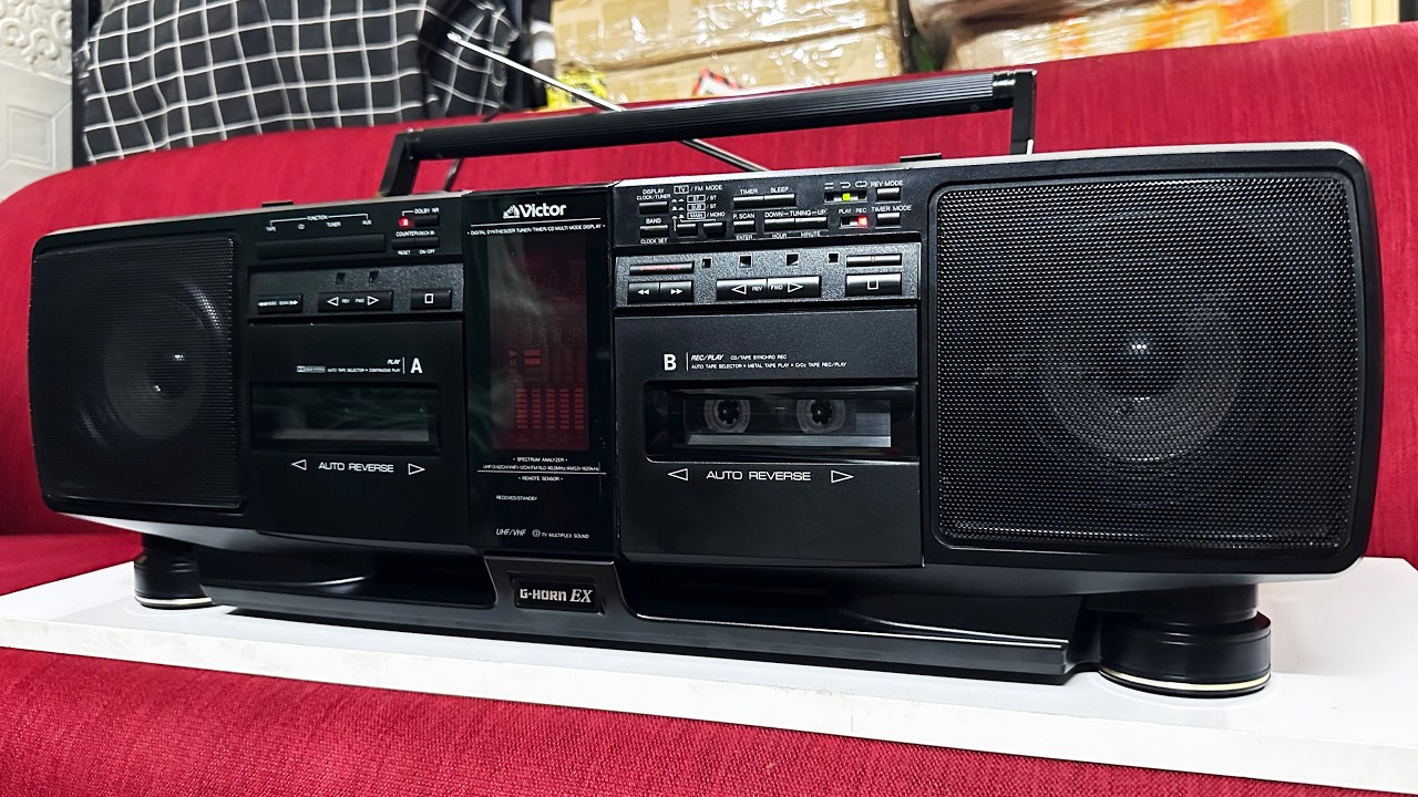 CLEARANCE SALE: Japanese Domestic Market Victor RC-X90 Boombox
