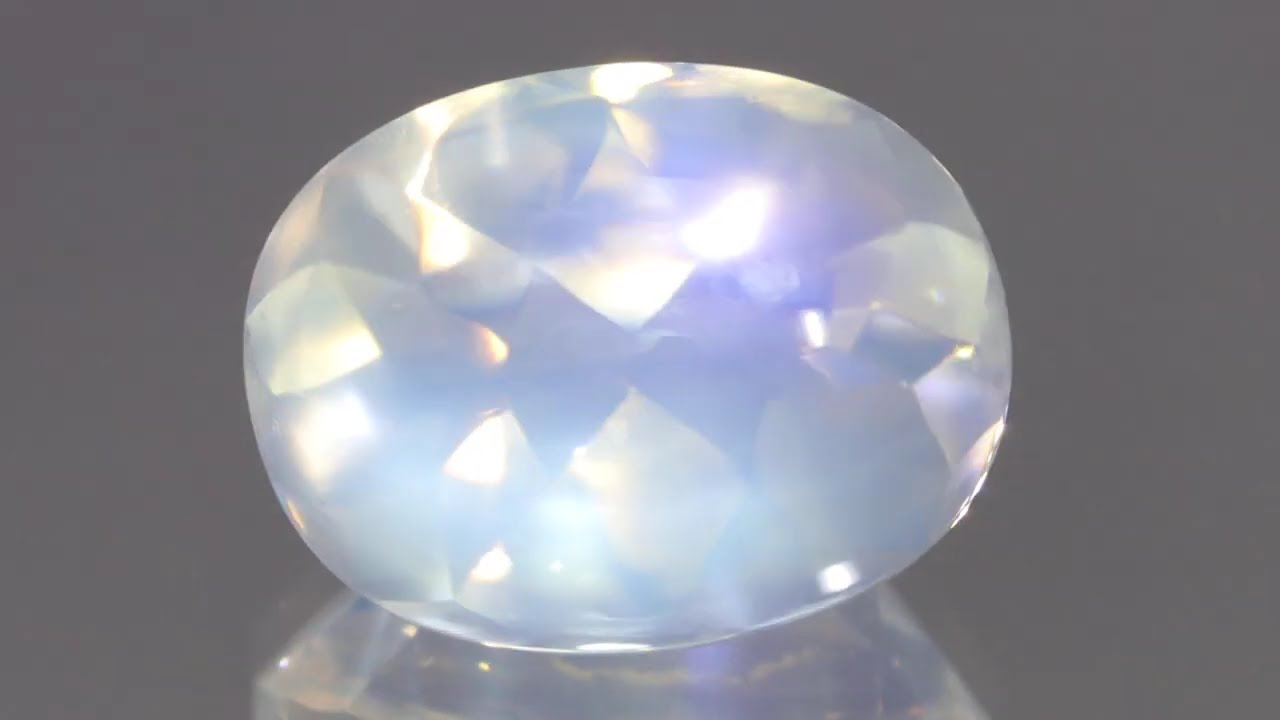 天然ムーンストーン 3.32ct 【神秘的ブルーシラー】高品質バフトップ