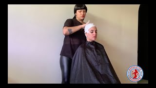 Barberette Charlotte - Lara's Bowcut and Headshave Shave Trailer