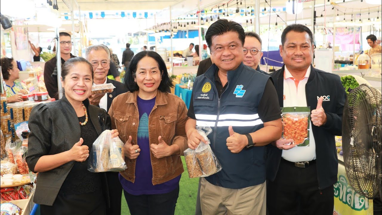 กรมการค้าภายในบุกสระแก้ว เปิดมหกรรมธงฟ้าเยียวยาลดค่าครองชีพ ลดกระหน่ำ 60% ช่วยชาวบ้านชายแดนไทย