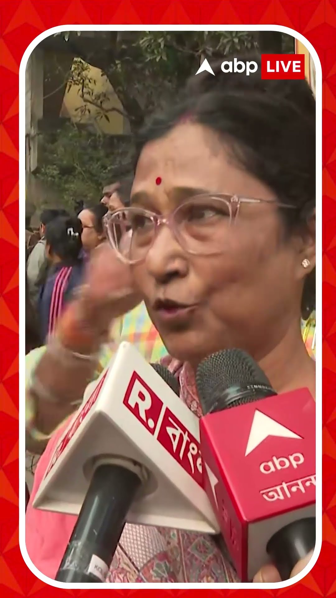 অনুমতি ছাড়া কীভাবে তৈরি হয়েছিল বহুতল ? কী বললেন TMC কাউন্সিলর ?