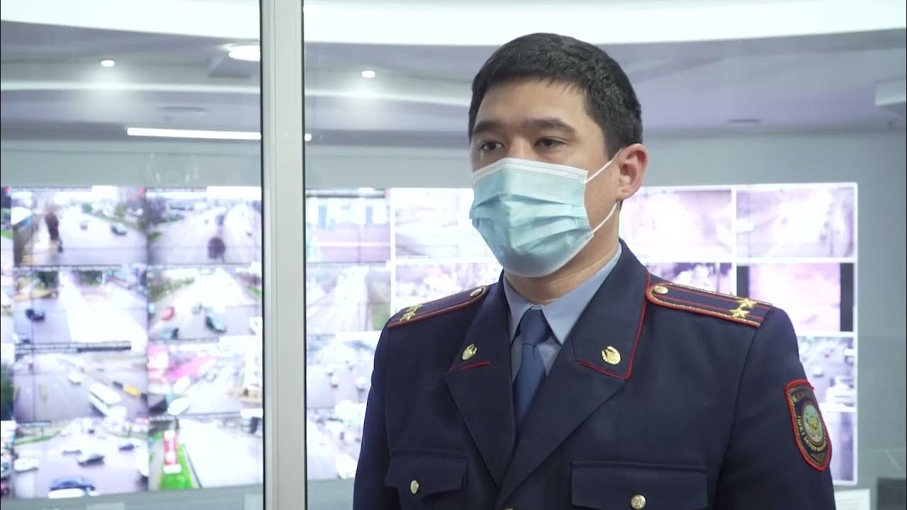 масочный режим в китае. казахстанцы в масках карантин. казахстан люди. маслихат г алматы. пеший наряд полиции.