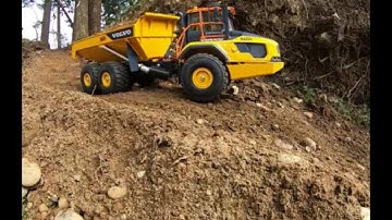 3D printed RC truck! This Bruder children