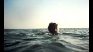 Video thumbnail of "Ben Howard - Old Pine (Everything Everything remix)"