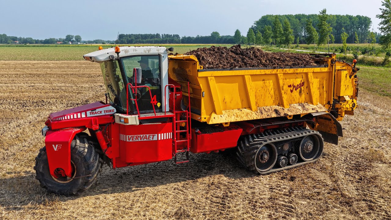 Vervaet Track Trike spreading manure w/ Vredo muck spreader | Vervaet on Tracks