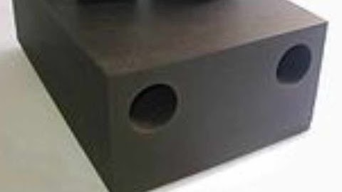 Taking a look at a 1986 Bose Acoustimass Subwoofer