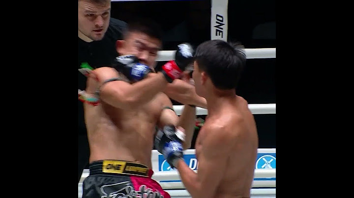 LIGHTS OUT 😵 Petwiset flattens Rungpet in his ONE Friday Fights debut!