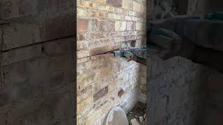 Red brick wall grooving process- Good tools and machinery can increase work efficiency