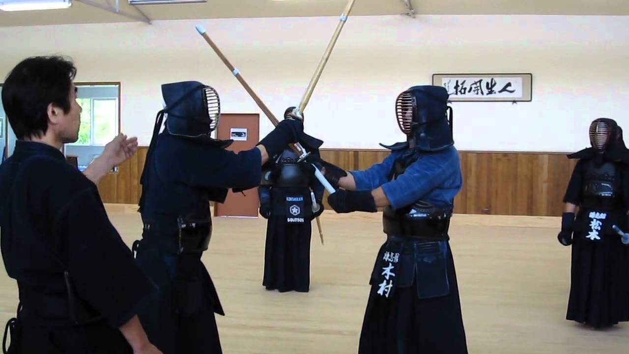 Takizawa Sensei demonstrates Kiri-otoshi