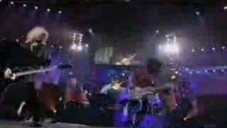 Vignette de la vidéo "Guns N Roses - November Rain live at Music Awards"