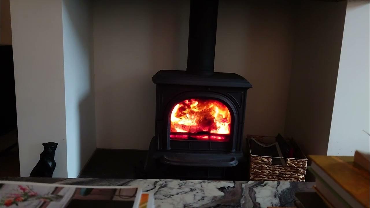 WHY IS MY WOOD BURNER NOT DRAWING. DAMP CHIMNEY. YouTube