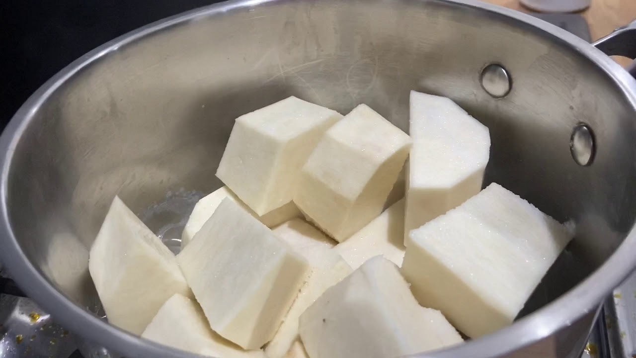 How to Peel and Boil Yam(Ghana Puna)At Home....EASIEST WAY!!! YouTube