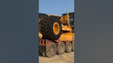 #cat#caterpillar #motorgrader #cat24h#caterpillarmotorgrader#transporting #quarry #mining