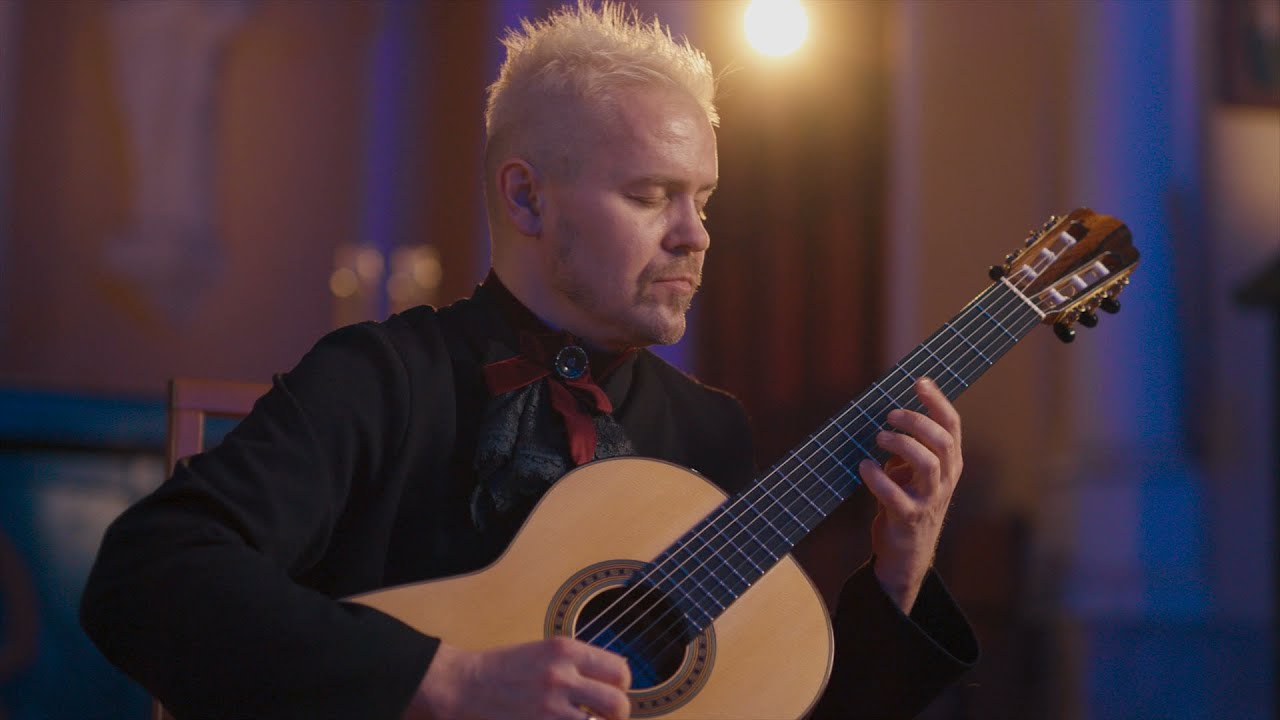 Andrey Zvonkov - J.S.Bach cello suit 4 prelude