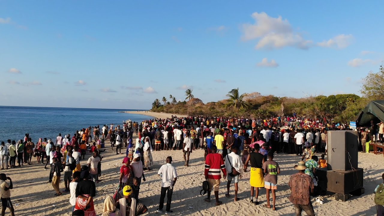 MKUU WA MKOA WA MTWARA AIPONGEZA HFM RADIO KWA TAMASHA   KUBWA LA MSIMBATI TOUR,''HAKIKA MMEWEZA''.